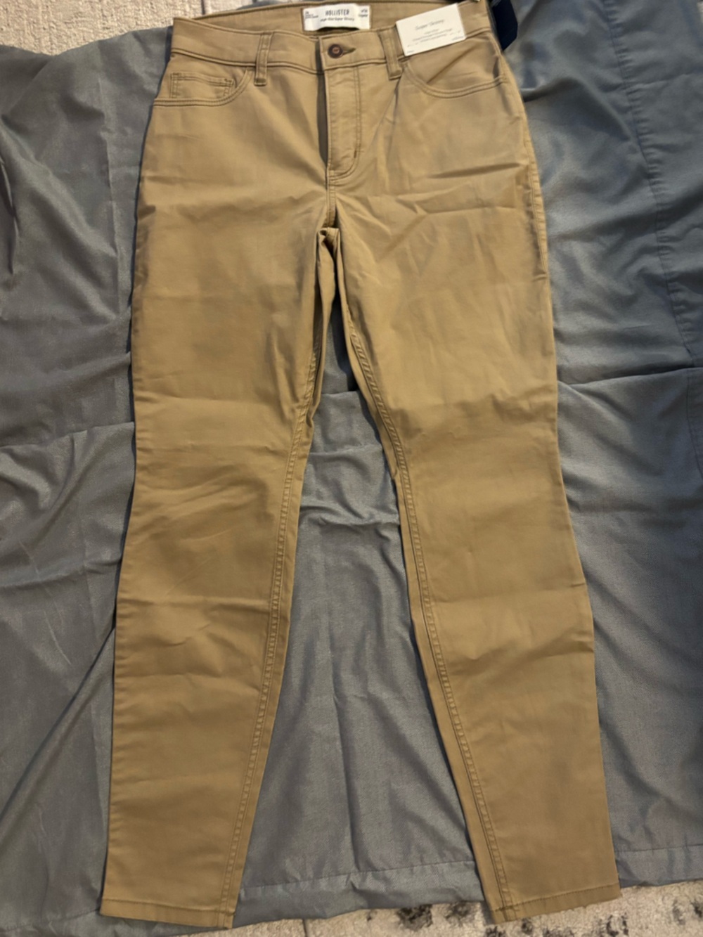 Hollister Classic Chino Pants - Light Tan